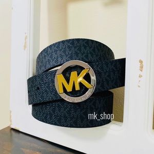 Michael Kors Twist Reversible Belt Women’s Medium